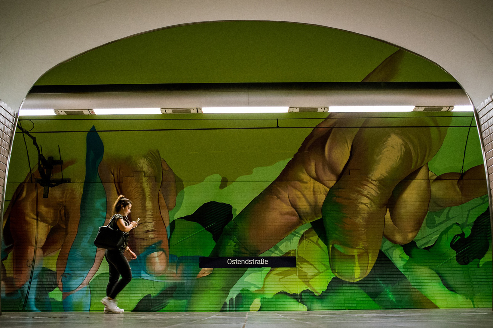 40-day subterranean project in Frankfurt - by DOES