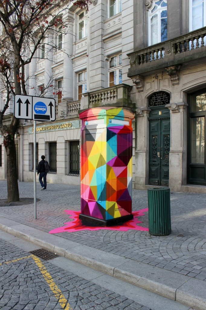 universe-calling-street-art-axa-porto.-portugal