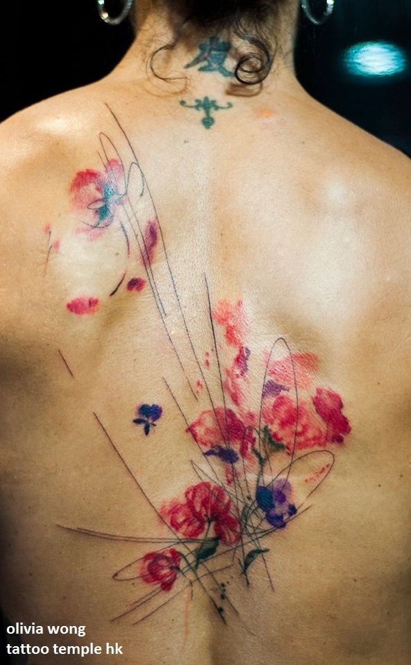 Olivia Wong, tattoo artist (3)