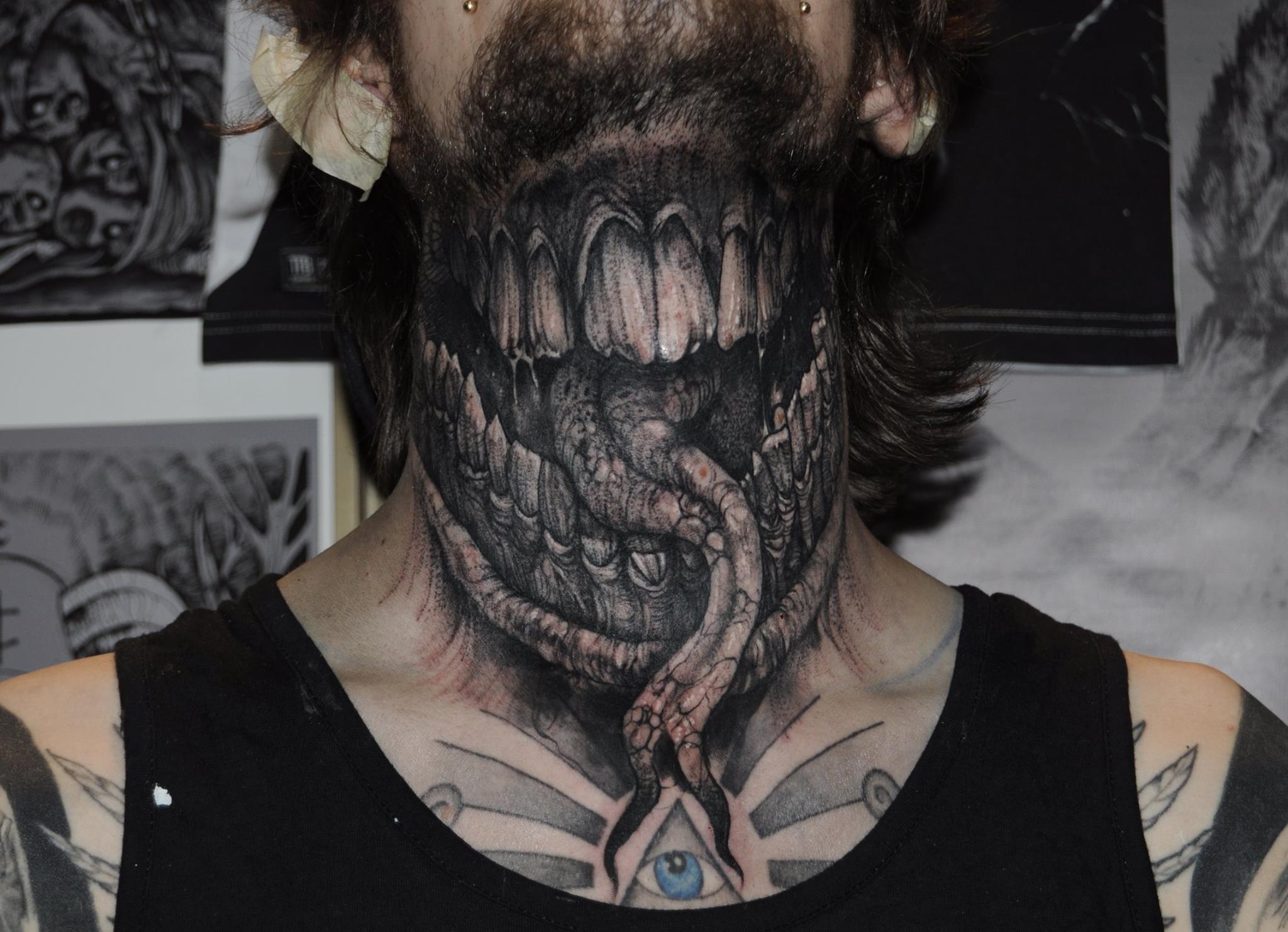 Robert Borbas, tattoo artist - VList (12)
