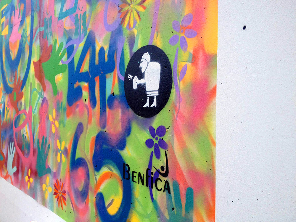 Lisbon is Overthrowing Street Art Clichés through Creative Workshops for Older People - the vandallist (8)