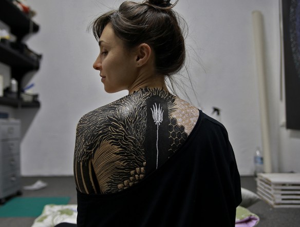 YUSK IMAI creates works of art on human bodies - the vandallist (4)
